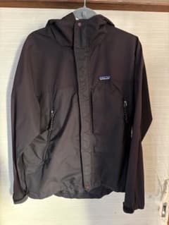 Patagonia ブラック マウンテンパーカーのサムネイル