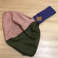 スリング ベッタのサムネイル