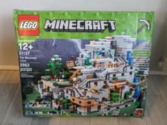 激レア LEGO 21137 マイクラ マインクラフト 山の洞窟 2863ピース