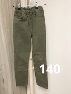 GU パンツ　カーキ　140のサムネイル