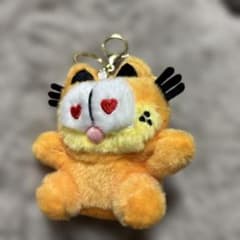 オレンジ色の猫のぬいぐるみキーホルダーのサムネイル