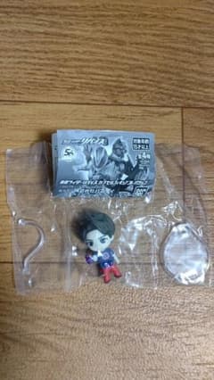 仮面ライダーリバイスカプセルフィギュアコレクションのサムネイル