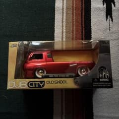 Jada Toys DUB City 1965 Ford Econolineのサムネイル