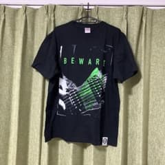 SiM TOUR 2022 BEWARE Tシャツのサムネイル