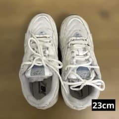 割引 New Balance 725 スニーカー ホワイト 23cmのサムネイル