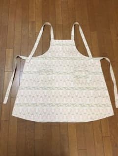 ⭐︎値下げ⭐︎ウェッジウッド　エプロンのサムネイル