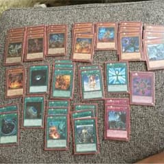 怪獣デッキのサムネイル