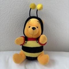 くまのプーさん ぬいぐるみ ハチ衣装 ディズニー　ディズニーストアのサムネイル