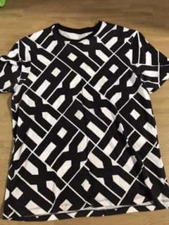 アルマーニエクスチェンジ　プリントTシャツ　Lサイズのサムネイル