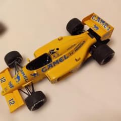 ジャンク！　F1 ロータス ホンダ キャメル プラモデル 完成品＋バラスポのサムネイル