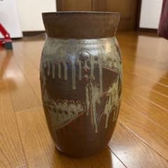 和太守卑良(わだもりひろ) 花瓶 サインあり - メルカリ