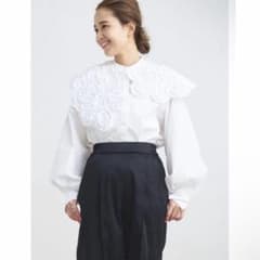 yori ホイップカラー 34 入手困難ブラウス - メルカリ