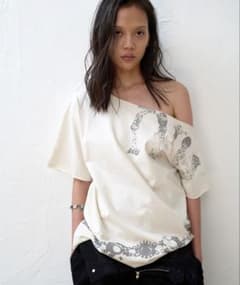 THEVINYLHOUSE CUT-OFF LOOSE CHAIN TEE