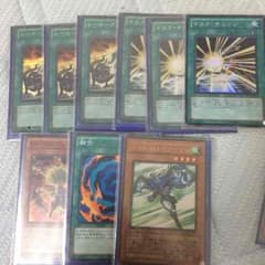 遊戯王 ヒーローのサムネイル