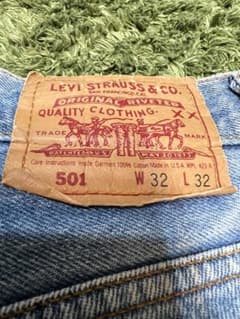 【USA製】Levi's 501 赤文字 W32 L32リーバイス デニムパンツのサムネイル