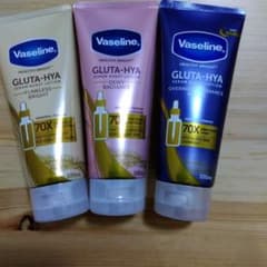 Vaseline Gluta Hya ボディクリーム 100ml 3種セットのサムネイル