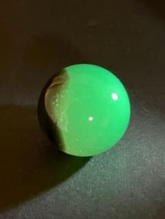 強蛍光 ボルケーノアゲート スフィア 21.5mm 天然石 瑪瑙 透過美