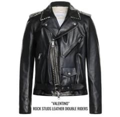 VALENTINO ロックスタッズ レザー ライダース 46 ヴァレンティノ新作メンズウェア、“オールブラック×スタッズ”の