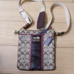 コーチ　ショルダーバッグのサムネイル