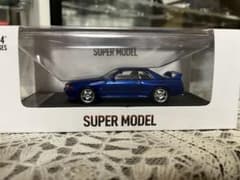 日産スカイライン　GT-R R32 SUPER MODEL 1/64ミニカーのサムネイル