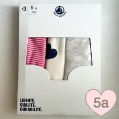 新品未使用プチバトーショーツ3枚組5ans ハート(ネイビー)、ミラレ