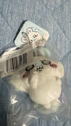 ちいかわ モモンガ もぐもぐのサムネイル