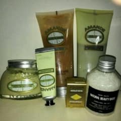 赤字です!!激安L'OCCITANE お風呂セットのサムネイル