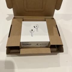 AirPods 4アクティブノイズキャンセリング機能搭載のサムネイル