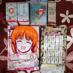 ガルパンとラブライブグッズセットのサムネイル