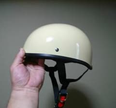 新品未使用ダッグテール  ヘルメットのサムネイル