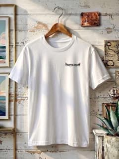 【Summer sale】 Fluff&Bluff ワンポイント　ロゴ　Tシャツのサムネイル