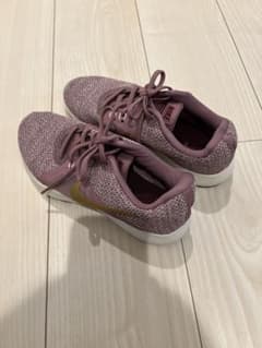NIKE トレーニングシューズ　パープルのサムネイル