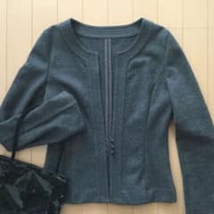 ひかりさん専用　グレーノーカラージャケットとワンピースのサムネイル