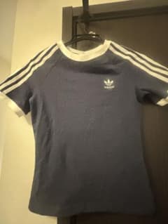 adidas ネイビー 半袖Tシャツ Sのサムネイル