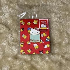 【京都限定】ハローキティ展　ピンバッジ　新品未使用のサムネイル