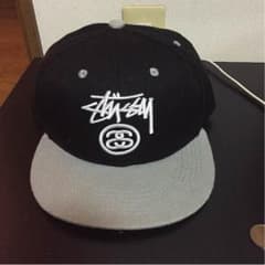 stussyキャップのサムネイル