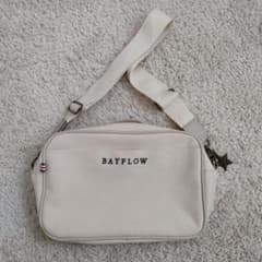 BAYFLOW ベージュショルダーバッグのサムネイル