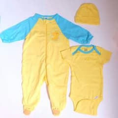 【新品•未使用品】Gerber☆ベビー服長袖、半袖、帽子、3点セットのサムネイル