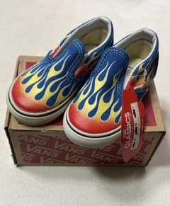 Vans フレイム柄 ファイヤーパターン スリッポンシューズのサムネイル