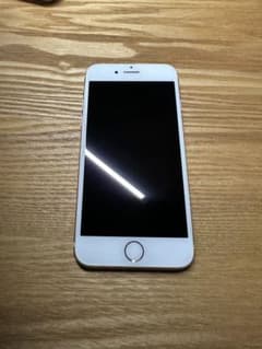 Apple iPhone 7 ローズゴールド 128GBのサムネイル