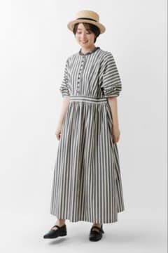 MAGALI ウォッシュド コットン リネン アンティーク ワンピースのサムネイル