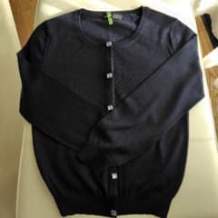 ネイビー ボタン付き長袖カーディガンのサムネイル