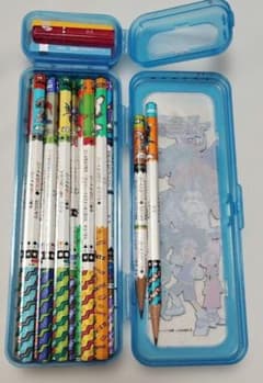 디지몬 어드벤처 붓 상자, 연필 14개, 연필 캡 3개 게임을 할 수 있는 레트로