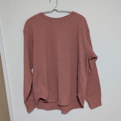 UNIQLO サーモンピンク　 長袖 Tシャツ Lサイズのサムネイル