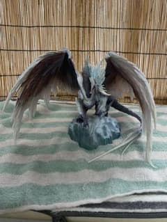 モンスターハンター イベルカーナフィギュア モンハンのサムネイル