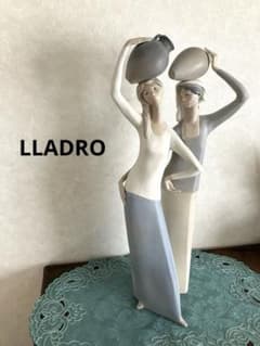 LLADRO リアドロ 壺を頭にのせる2人の女性 LLADRO リアドロ 壺を頭にのせる2人の女性 - メルカリ