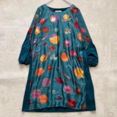極美品 シルク100%】ツモリチサト シフォンワンピース 宇宙柄 艶