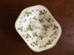 WEDGWOOD ワイルドストロベリー プレートのサムネイル