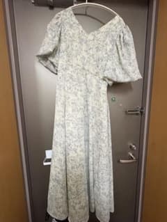 花柄 ロングワンピース パフスリーブ レースアップのサムネイル