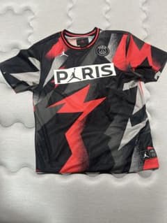 Jordan Paris サッカーシャツ 赤黒稲妻のサムネイル